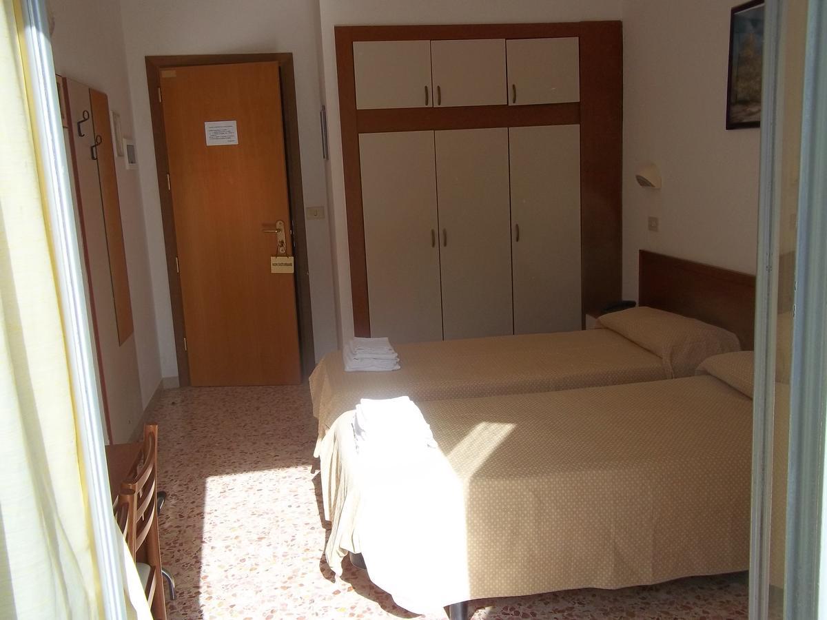 Hotel Italia Senigallia Exterior foto